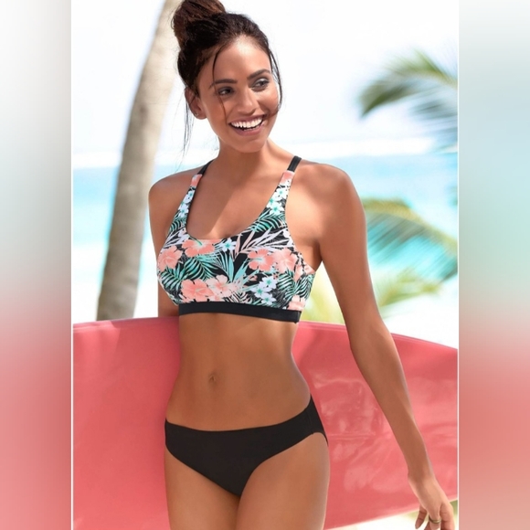 VENUS Maui Tropical Sport Bikini Top, size 6 - Picture 8 of 14